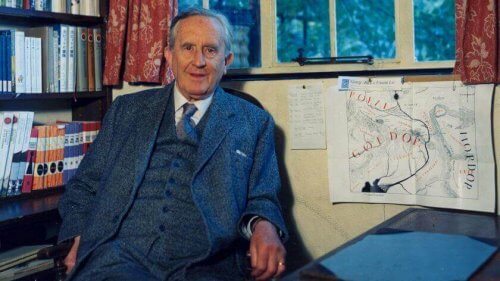 4 phrases éducatives de J.R.R. Tolkien