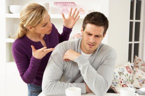 Un couple qui se dispute