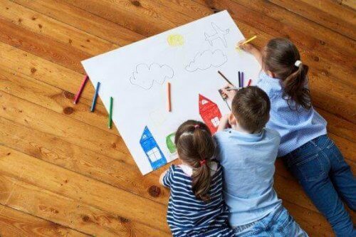 7 manières de stimuler la créativité infantile grâce au dessin