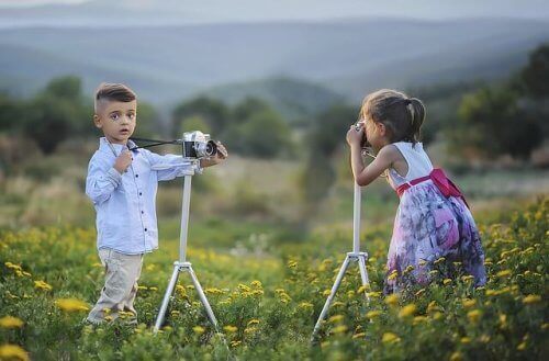 Les cours de photo stimulent l'imagination et, par conséquent, la créativité de l'enfant.