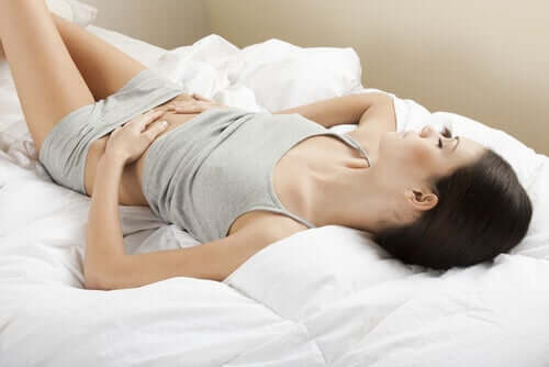 douleurs pelviennes intermenstruelles