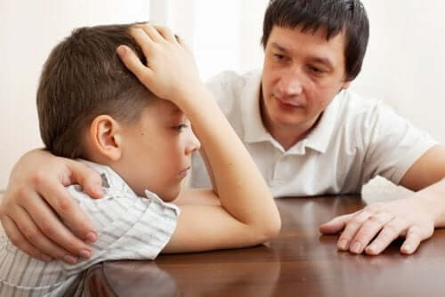 Mon enfant n'est pas heureux, et je dois le soutenir pour l'aider