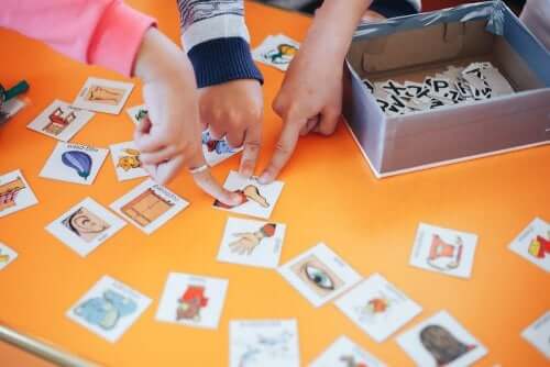 Comment enseigner à votre enfant une langue étrangère ?