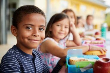 Interaction entre les élèves à l'école