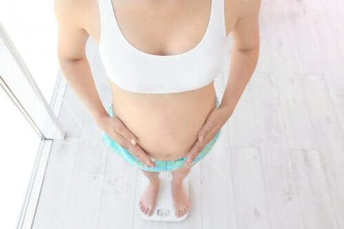 Comment le faible poids affecte-t-il la grossesse ?