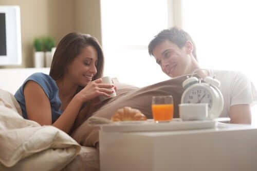 Un couple heureux