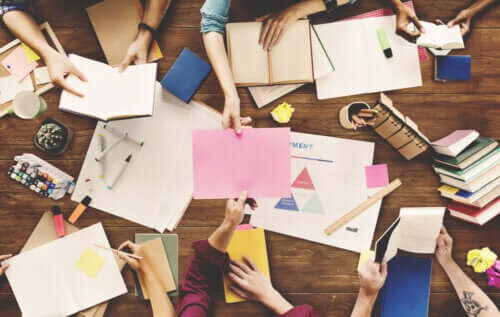 Le travail de groupe et l'apprentissage coopératif