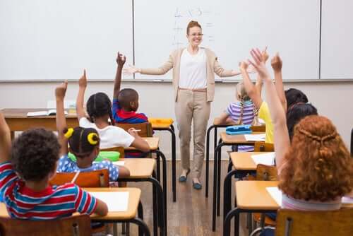 Un bon professeur sait instaurer une bonne ambiance dans sa salle de classe