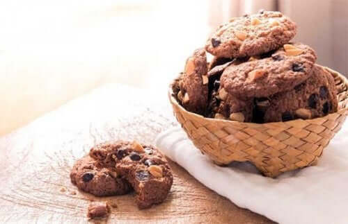 Les biscuits au chocolat noir