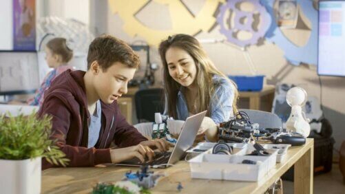 Enseigner aux adolescents le concept de privilège