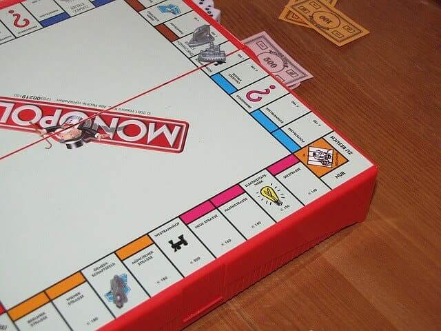 Le jeu du monopoly.
