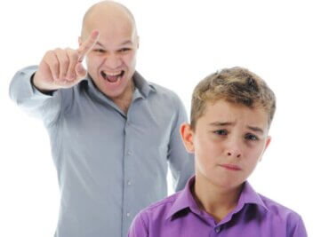 Quel ton de voix devez-vous utiliser pour discipliner vos enfants ?