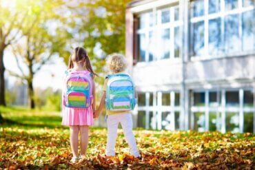 Comment le changement d'école affecte-t-il les enfants ?