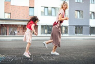 8 jeux pour améliorer le développement de la motricité globale
