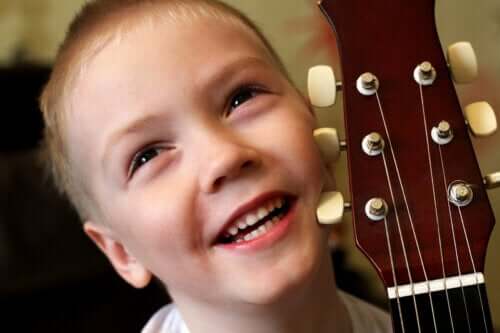 3 jeux musicaux faciles pour les jeunes enfants