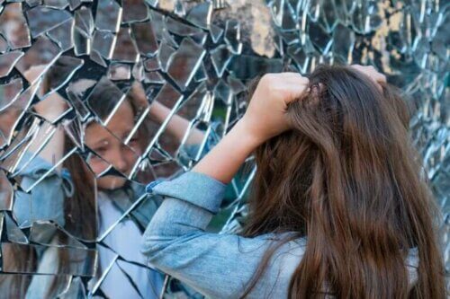 La schizophrénie infantile : symptômes, causes et traitement