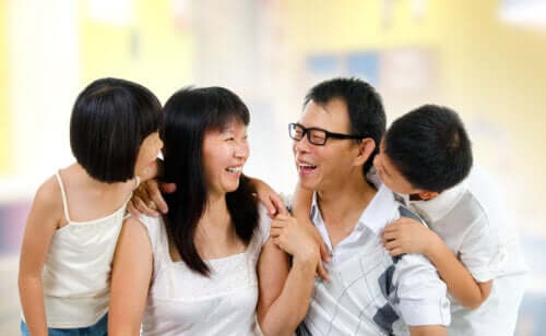 Comment parler de choses difficiles avec des enfants ?