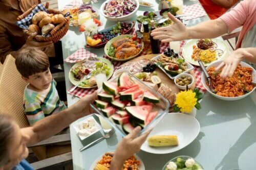 Le mindful eating pour les enfants : pourquoi et comment le mettre en pratique