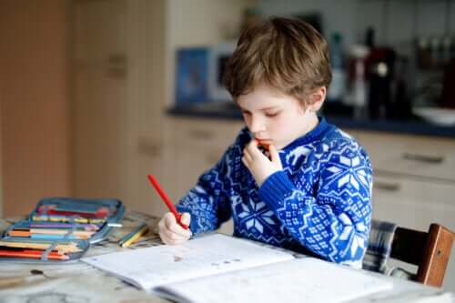 Stratégies à adopter à la maison pour les enfants avec des problèmes d'apprentissage