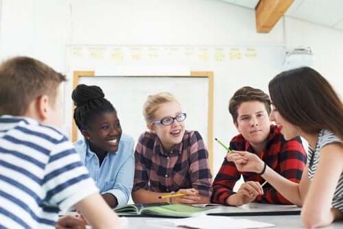 L apprentissage collaboratif dans une salle de classe.