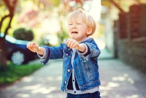 Un enfant en colère.