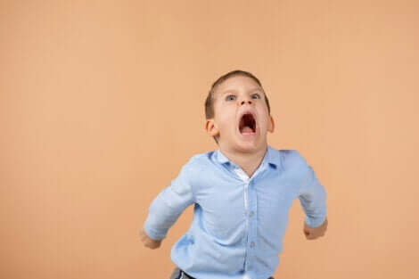 Un enfant qui crie.