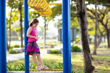 6 conseils pour aider les enfants qui se sentent rejetés