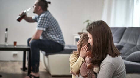 Un parent alcoolique.