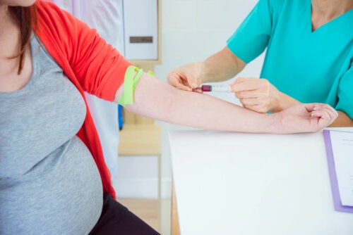 Tests sanguins pendant la grossesse: tout ce que vous devez savoir