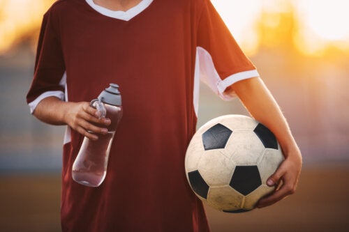 Hydratation et sport chez l'enfant ce qu'il faut savoir
