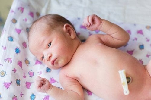 6 erreurs les plus courantes dans les soins du cordon ombilical du bébé