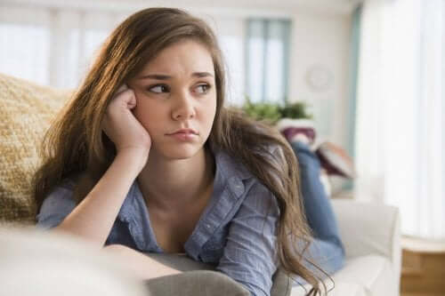 Puberté chez les filles : tout ce que vous devez savoir