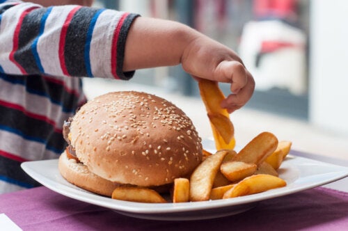 Quels sont les aliments les plus malsains pour enfants?