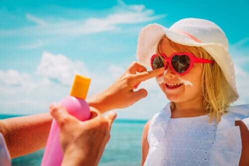 10 mythes sur les soins de la peau en été