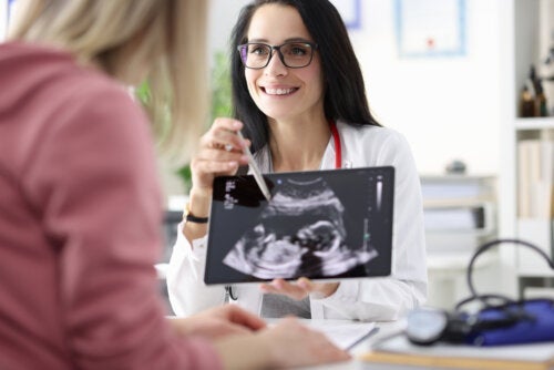 Qu’est-ce que les soins prénataux et pourquoi sont-ils importants?