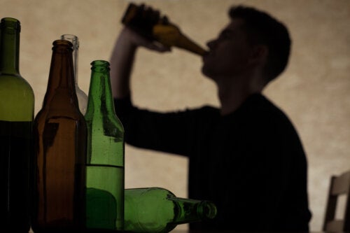 Comment parler de l'alcool à un adolescent?