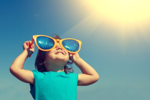 Lunettes de soleil pour bébés et enfants : ce qu'il faut garder à l'esprit