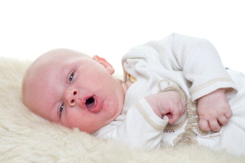 Comment soulager une toux sèche chez les bébés?
