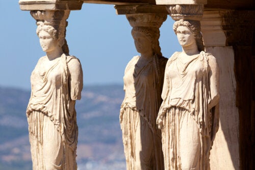 55 noms de déesses grecques et romaines pour les filles