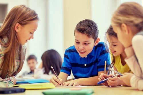 5 activités d'apprentissage coopératif pour les enfants