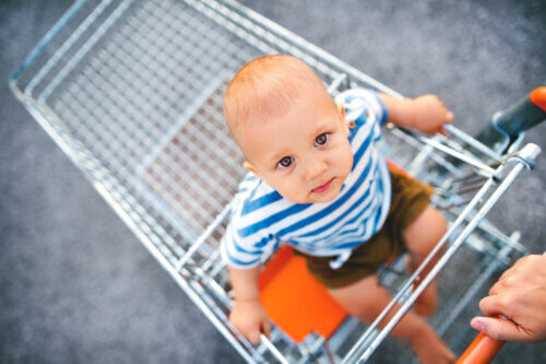 6 clés pour faire du shopping conscient avec les enfants