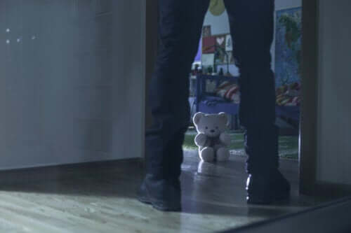 12 signes avant-coureurs de détection des abus sexuels sur les enfants