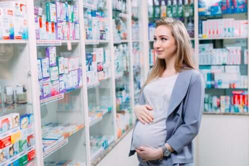Traitements dermatologiques pendant la grossesse: ce qu'il faut savoir