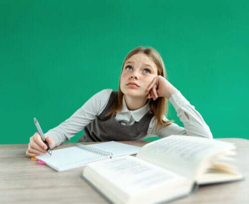 Pourquoi les enfants intelligents sont-ils plus distraits ?