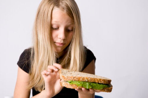 7 conseils pour les parents d'enfants difficiles avec la nourriture