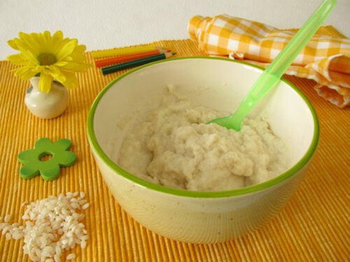 Bouillie de riz pour bébé : recette et bienfaits
