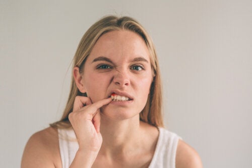 Comment prévenir la gingivite à l'adolescence