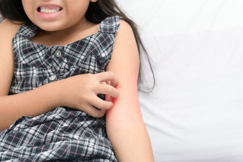 Dermatillomanie chez l'enfant : de quoi s'agit-il?