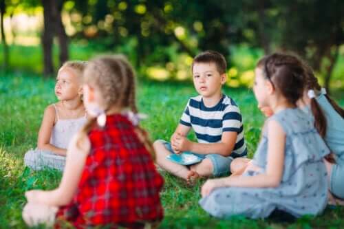 Camps d'été pour enfants neurodivergents