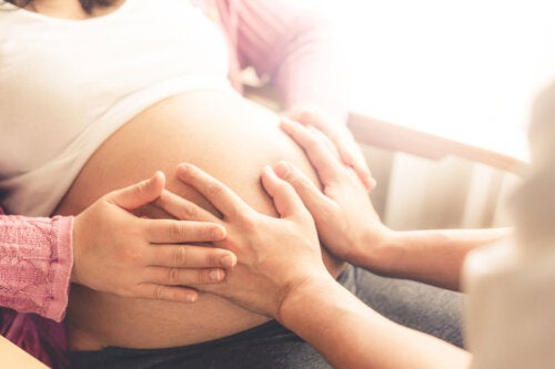 Quelles émotions prédominent à chaque trimestre de grossesse ?